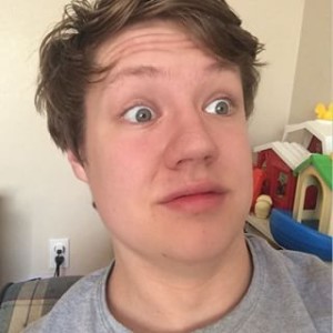 réseaux snapchat instagram facebook youtube de Aaron Doh Vine, 
