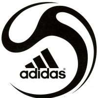 réseaux snapchat instagram facebook youtube de Adidas Football Marques, 