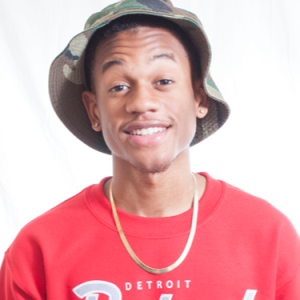 réseaux snapchat instagram facebook youtube de Demetrius Harmon Vine, 