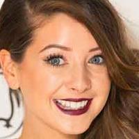 snapchat de Girl Online by Zoe Sugg Internet, ; instagram de Girl Online by Zoe Sugg Internet, ; youtube de Girl Online by Zoe Sugg Internet, ; facebook de Girl Online by Zoe Sugg Internet, 
