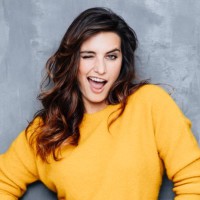 snapchat de Laetitia Milot Actrices Acteurs, ; instagram de Laetitia Milot Actrices Acteurs, ; youtube de Laetitia Milot Actrices Acteurs, ; facebook de Laetitia Milot Actrices Acteurs, 