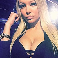 réseaux snapchat instagram facebook youtube de Montaine Mounet Les Marseillais, 