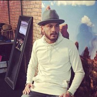 réseaux snapchat instagram facebook youtube de Raphael Pépin Les anges de la télé réalité, 