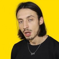 réseaux snapchat instagram facebook youtube de Roméo Elvis Rap français, 