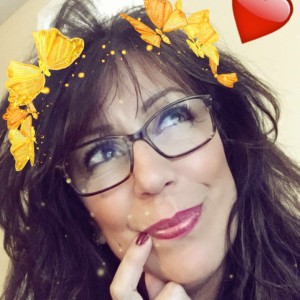 réseaux snapchat instagram facebook youtube de Rose Mango Social Media, 