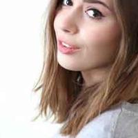 snapchat de Suzie Bondali Internet, ; instagram de Suzie Bondali Internet, ; youtube de Suzie Bondali Internet, ; facebook de Suzie Bondali Internet, 