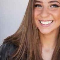 snapchat de The Gabbie Show Internet, ; instagram de The Gabbie Show Internet, ; youtube de The Gabbie Show Internet, ; facebook de The Gabbie Show Internet, 