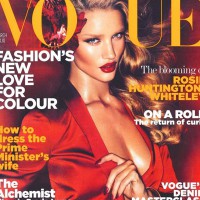réseaux snapchat instagram facebook youtube de Vogue magazine Pages et Groupes, 